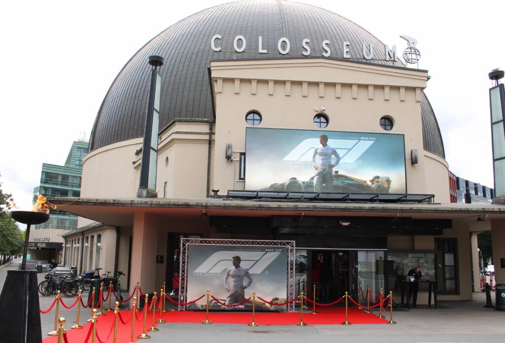 Colosseum kino var festpyntet for anledningen.