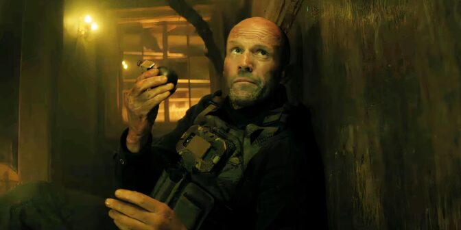 Jason Statham er klar til å sprenge skurker i luften.