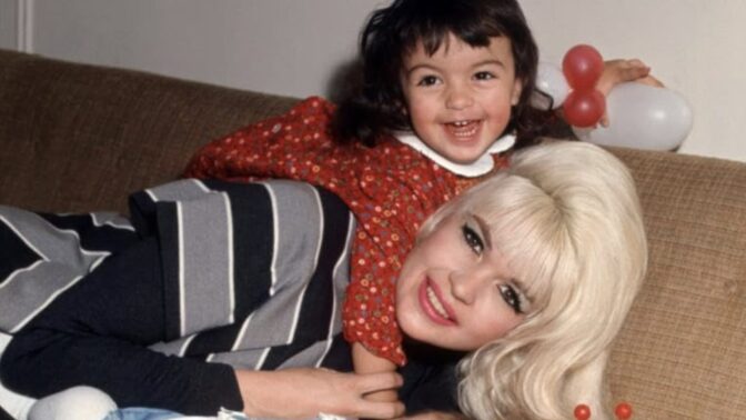 Mariska Hargitay med mamma Jayne Mansfield