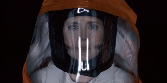 Amy Adams i 2000-tallets beste sci-fi-film.