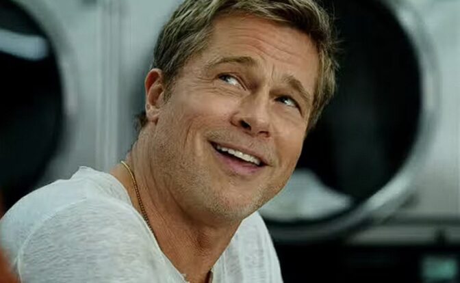 Brad Pitt i "F1: The Movie".