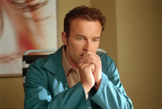 Julian McMahon.