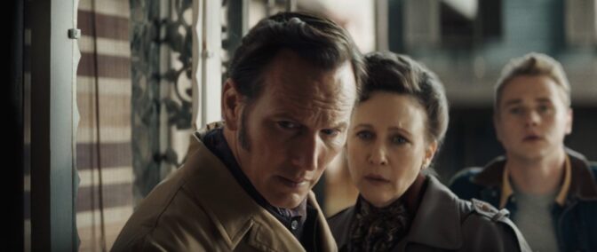 Patrick Wilson og Vera Farmiga som Ghostbusters.