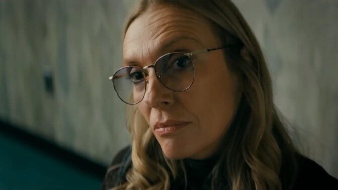 "Wayward", Toni Collette