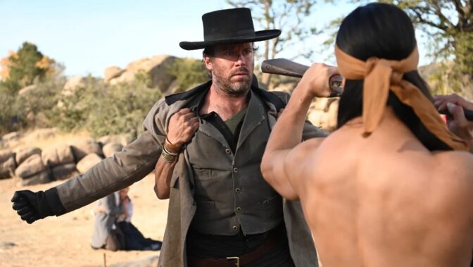 Armie Hammer i "Frontier Crucible".