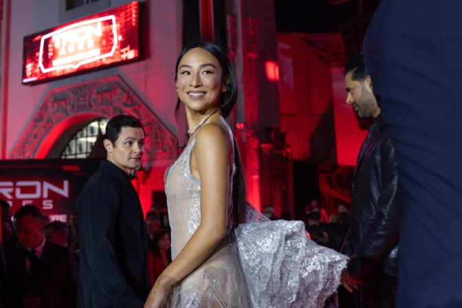 Greta Lee på premieren av "Tron: Ares"