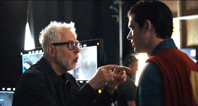 James Gunn under innspillingen av "Superman".