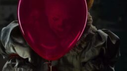Du må vente litt på Pennywise – klovnen er forsinket i den nye «It»-serien
