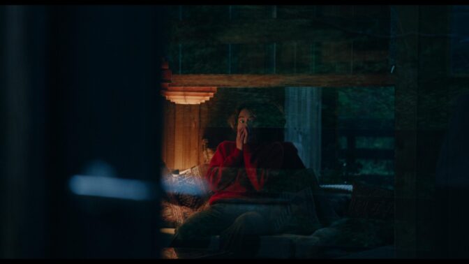 En marerittaktig reise venter de elskende i "Keeper". Bilde: Neon.