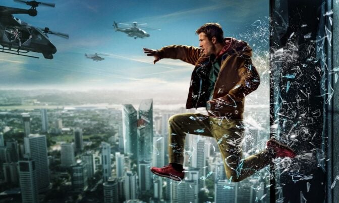 Glen Powell hopper ut av vinduer med stil.