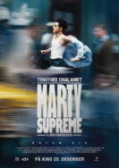 Anmeldelse: &laquo;Marty Supreme&raquo; – Energisk sportsfilm med Timothée Chalamet i toppform!