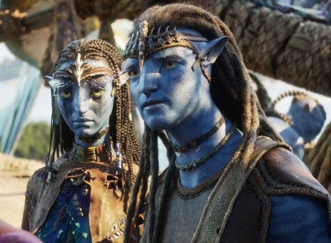 Zoe Saldana og Sam Worthington i "Avatar: Fire and Ash"