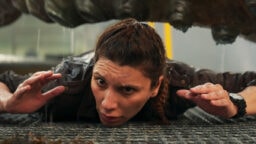 Anmeldelse: «Kraken» – Sjangertro monsterhistorie som levner lite igjen til fantasien og akkurat holder seg flytende