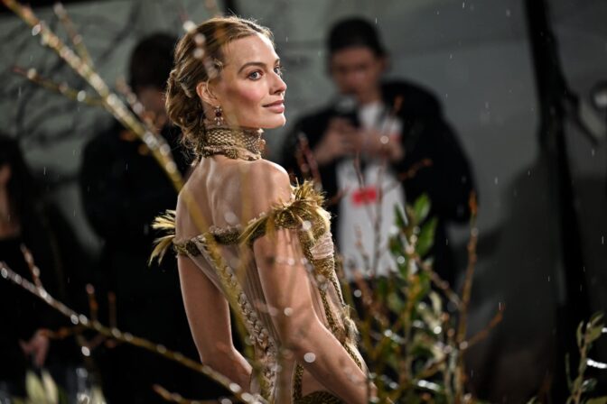 Margot Robbie på gallapremieren av «Wuthering Heights»