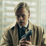 Anmeldelse: «Agent Tørr» – Tørrvittig og gammelmodig humor med sjarm