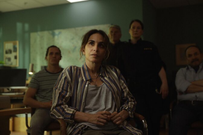 Alexandra Rapaport er Veronika.