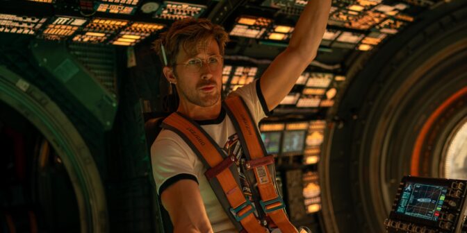 Ryan Gosling som Ryland Grace.