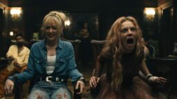 Anmeldelse: «Ready or Not 2: Here I Come» – Et skamløst underholdende blodbad i en generøs oppfølger, med mer av alt