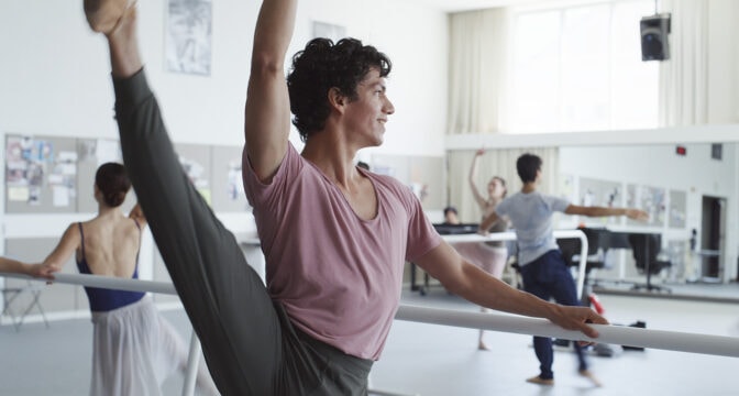 Isaac Hernandez i «Dreams»