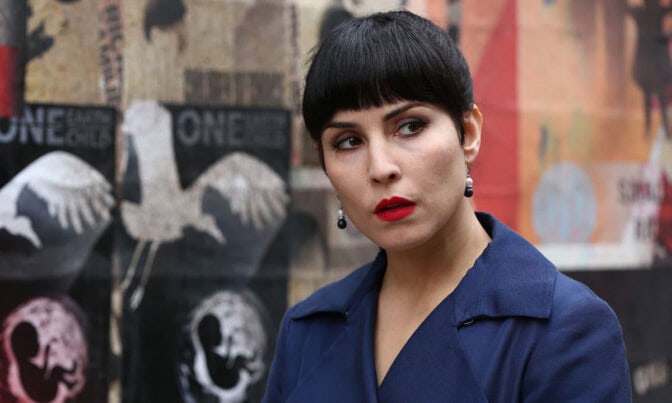 Noomi Rapace i en av sine syv roller.