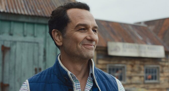 Matthew Rhys i «Widow's Bay»