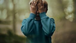 Avslutningen i «Kastanjemannen sesong 2» forklart – en avsløring som ryster
