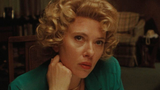 Scarlett Johansson i «Paper Tiger».