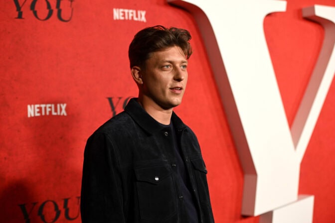 Tom Francis på premieren av «You»