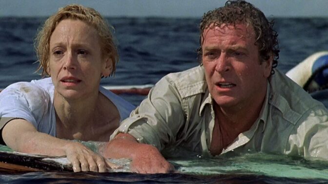 Lorraine Gary og Michael Caine tråkker vann