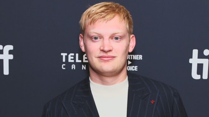 Curry Barker er populær.