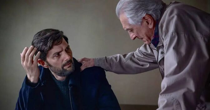 Robert De Niro, Adam Scott og Michelle Monaghan i «The Whisper Man».