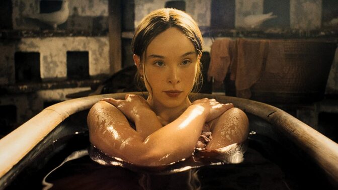 Ella Beatty som Lizzie Borden i «Monster: Historien om Lizzie Borden»