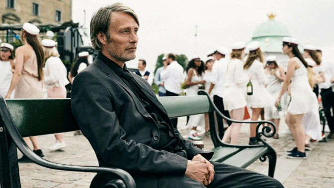 Mikkelsen er magnetisk i sin rolle.