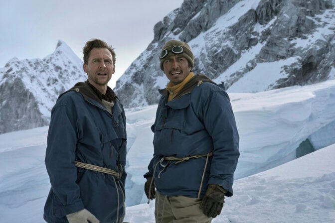 Tom Hiddleston og Genden Phuntsok i «Tenzing».